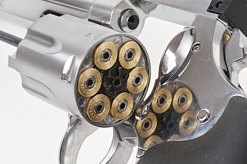 Gun Heaven ASG Dan Wesson 715 6 inch 6mm Co2 Revolver - Silver