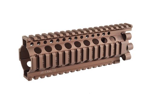 Madbull 7 Inch Daniel Defense Lite Rail Picatinny Handguard (Sand) <font color=red> (Not for Germany)</font>