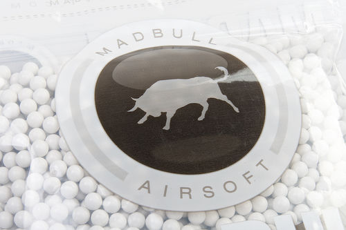 Madbull 0.30g Premium Match Grade/ PLA BIO BB 4000 rds (Bag) <font color=red> Not for Germany </font>